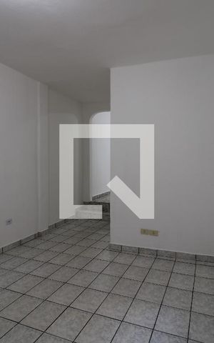 Casa para alugar com 44m², 1 quarto e sem vagaSala