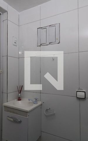 Casa para alugar com 44m², 1 quarto e sem vagaBanheiro