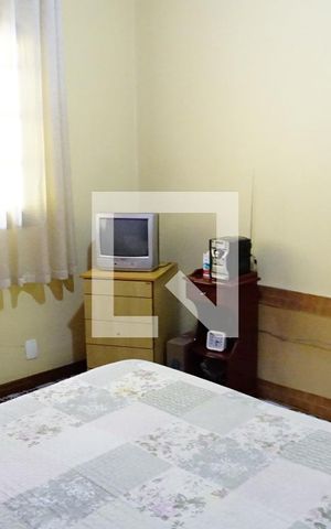 Casa à venda com 253m², 2 quartos e 2 vagas Quarto 1