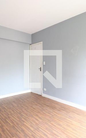 Apartamento à venda com 75m², 2 quartos e 1 vagaSala