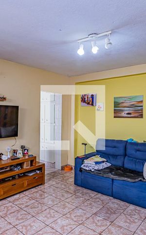 Casa à venda com 122m², 3 quartos e 1 vaga Casa à venda com 122m², 3 quartos e 1 vagaSala