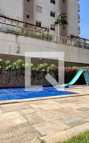 Apartamento à venda com 237m², 4 quartos e 5 vagasPiscina