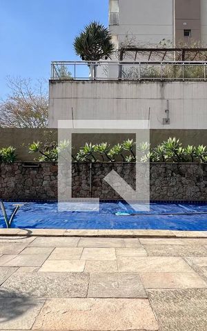 Apartamento à venda com 237m², 4 quartos e 5 vagasPiscina
