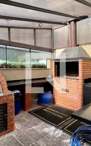 Apartamento à venda com 237m², 4 quartos e 5 vagasChurrasqueira
