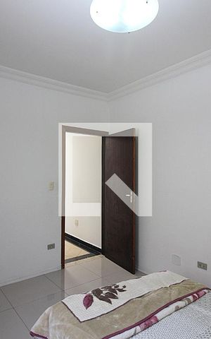 Casa à venda com 330m², 3 quartos e 2 vagasSuíte 2