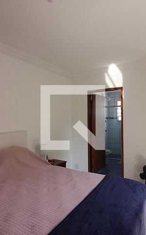 Casa à venda com 330m², 3 quartos e 2 vagasSuíte 3