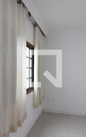 Casa à venda com 330m², 3 quartos e 2 vagasSuíte 1