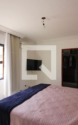 Casa à venda com 330m², 3 quartos e 2 vagasSuíte 3