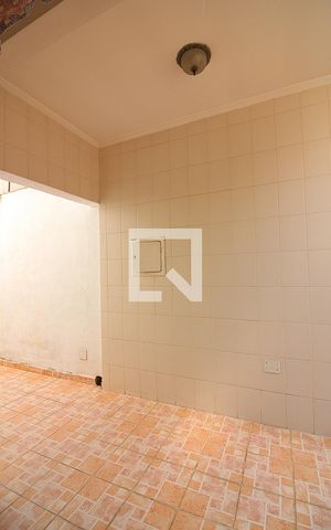 Casa à venda com 330m², 3 quartos e 2 vagasÁrea de Serviço