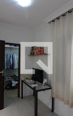 Casa à venda com 330m², 3 quartos e 2 vagasSuíte 1