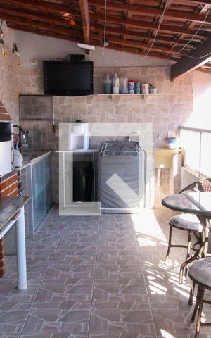 Casa à venda com 250m², 3 quartos e 2 vagasCobertura