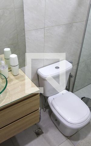 Casa à venda com 250m², 3 quartos e 2 vagasBanheiro