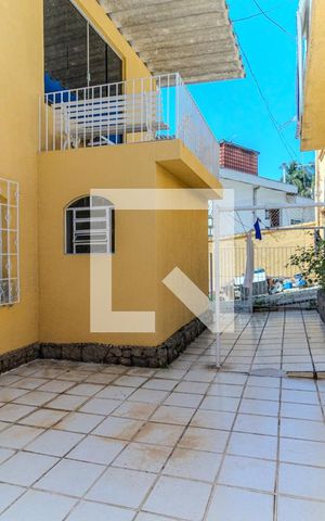 Casa à venda com 477m², 3 quartos e 4 vagasQuintal