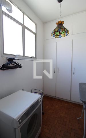 Apartamento à venda com 211m², 3 quartos e 2 vagasÁrea de Serviço
