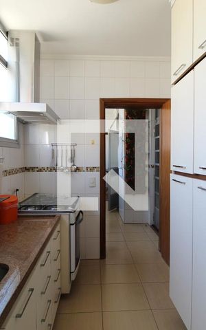 Apartamento à venda com 211m², 3 quartos e 2 vagasCozinha