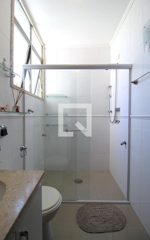 Apartamento à venda com 211m², 3 quartos e 2 vagasBanheiro da Suíte
