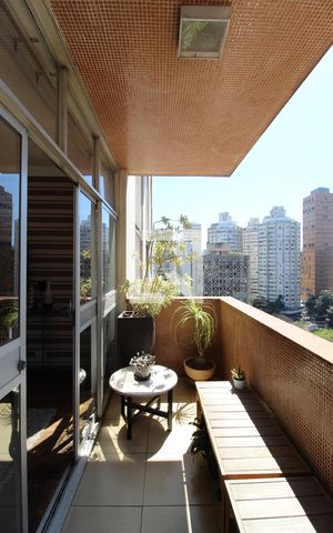 Apartamento à venda com 211m², 3 quartos e 2 vagasVaranda