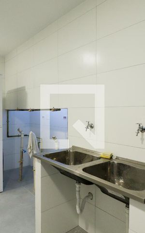 Apartamento à venda com 28m², 1 quarto e sem vagaÁrea comum