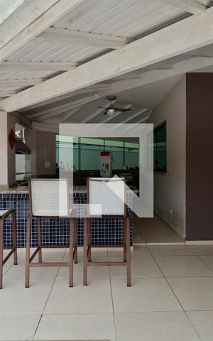 Casa para alugar com 680m², 5 quartos e 4 vagas Casa para alugar com 680m², 5 quartos e 4 vagasVaranda