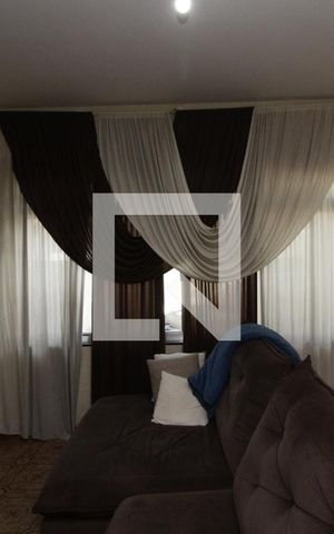 Casa à venda com 300m², 3 quartos e 3 vagasSala de TV