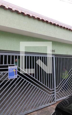 Casa à venda com 480m², 5 quartos e 4 vagasFachada
