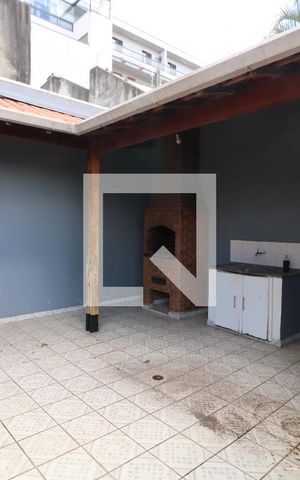 Casa à venda com 480m², 5 quartos e 4 vagasQuintal