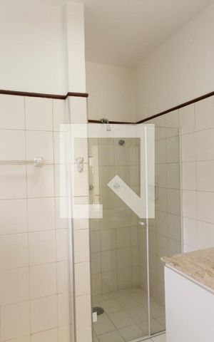 Casa à venda com 300m², 4 quartos e 4 vagasBanheiro