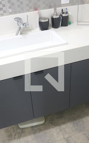 Apartamento à venda com 324m², 3 quartos e 2 vagasBanheiro da Suíte 1
