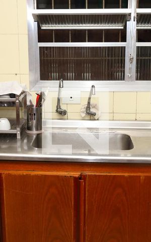 Casa à venda com 170m², 3 quartos e 2 vagasCozinha