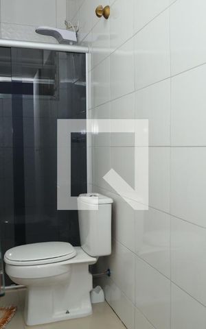 Casa à venda com 170m², 3 quartos e 2 vagasBanheiro