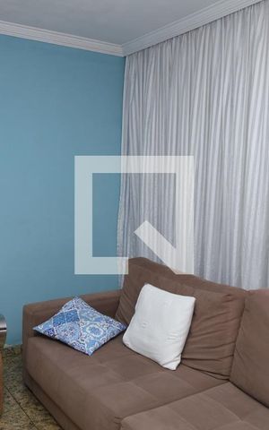 Casa à venda com 170m², 3 quartos e 2 vagasSala