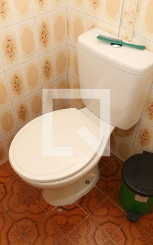 Casa à venda com 170m², 3 quartos e 2 vagasBanheiro/serviço