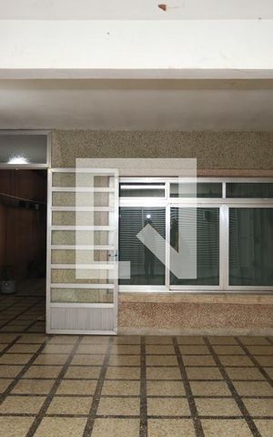 Casa à venda com 170m², 3 quartos e 2 vagasÁrea comum