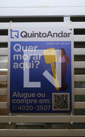 Casa à venda com 170m², 3 quartos e 2 vagasPlaquinha