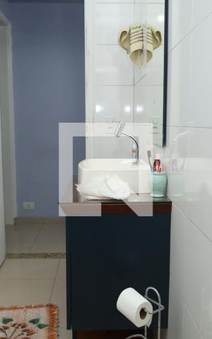 Casa à venda com 170m², 3 quartos e 2 vagasBanheiro