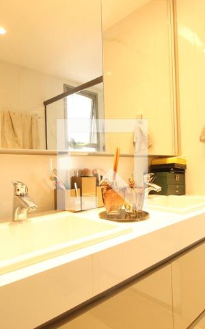 Apartamento à venda com 146m², 4 quartos e 3 vagasBanheiro