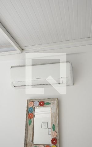 Casa de condomínio à venda com 250m², 4 quartos e 2 vagasChurrasqueira