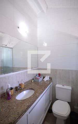 Casa de condomínio à venda com 250m², 4 quartos e 2 vagasBanheiro Suíte