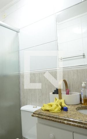 Casa de condomínio à venda com 250m², 4 quartos e 2 vagasSuíte 2