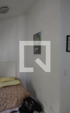 Casa de condomínio à venda com 250m², 4 quartos e 2 vagasSuíte