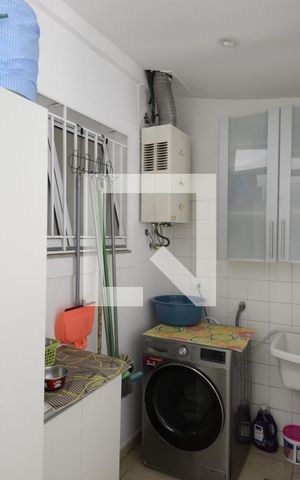 Casa de condomínio à venda com 250m², 4 quartos e 2 vagasÁrea de Serviço