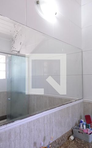 Casa de condomínio à venda com 250m², 4 quartos e 2 vagasBanheiro Suíte
