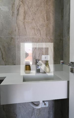 Apartamento à venda com 104m², 2 quartos e 2 vagasBanheiro da Suíte 2