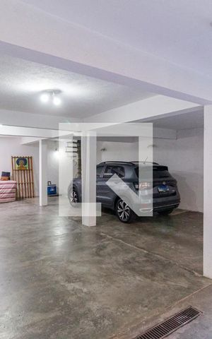 Casa à venda com 320m², 4 quartos e 6 vagasGaragem