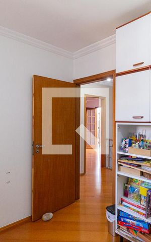 Casa à venda com 320m², 4 quartos e 6 vagasQuarto 1