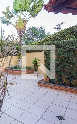 Casa à venda com 320m², 4 quartos e 6 vagasQuintal