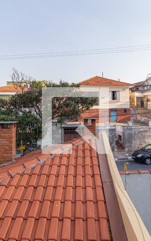 Casa à venda com 320m², 4 quartos e 6 vagasVista da suíte