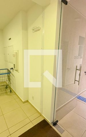 Apartamento para alugar com 62m², 2 quartos e 1 vagaHall social
