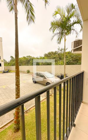 Apartamento para alugar com 62m², 2 quartos e 1 vagaSacada