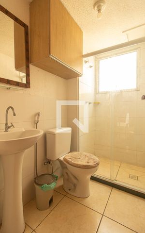 Apartamento para alugar com 43m², 2 quartos e 1 vaga Apartamento para alugar com 43m², 2 quartos e 1 vagaBanheiro